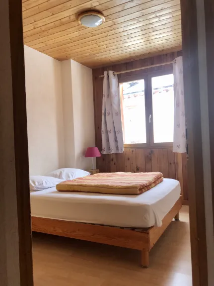 Double bed