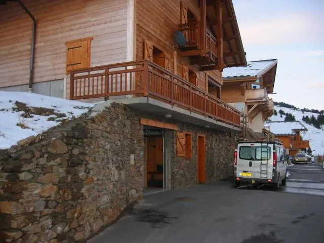 Accès et stationnement