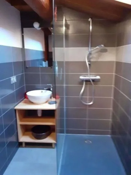 SALLE DE BAINS MYRTILLE