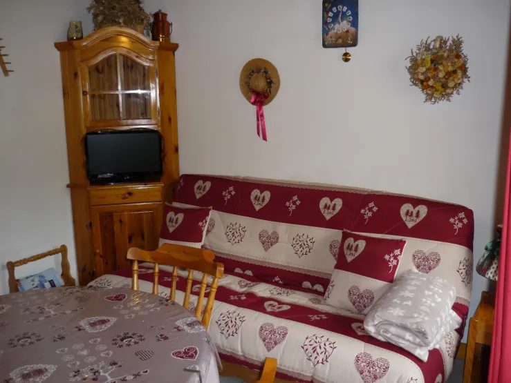 Divan grand confort dans la salle a manger 
