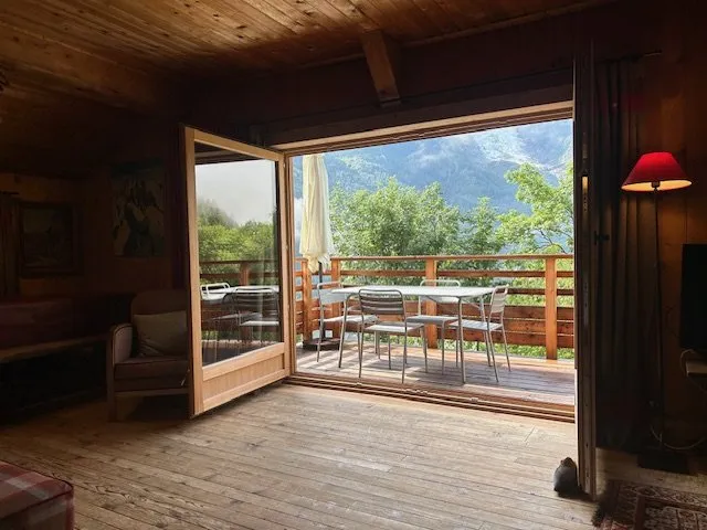 View of the balcony from the living-room