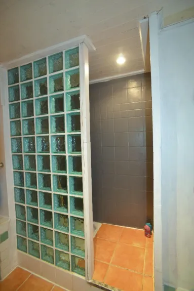 Italian  shower