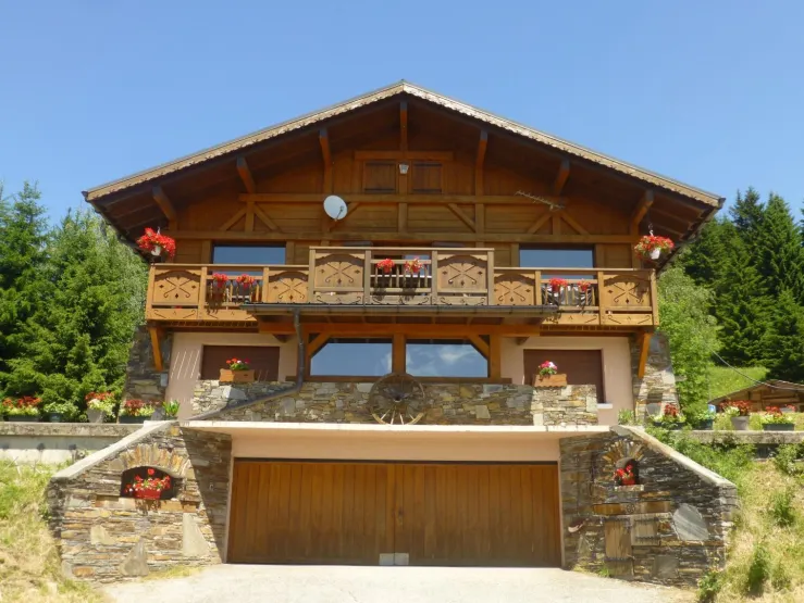 chalet vu de face