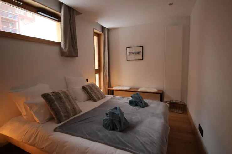 Room 2, large bed (or 2 single beds as you need) + large closet