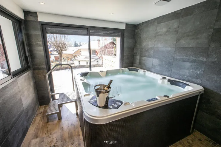 Détente et plaisir au jacuzzi