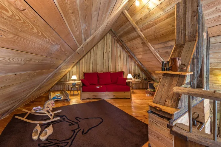 Mezzanine...d?agrément ou pour recevoir famille ou amis !