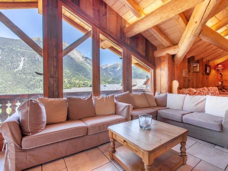 Chalet Père Marie - living room